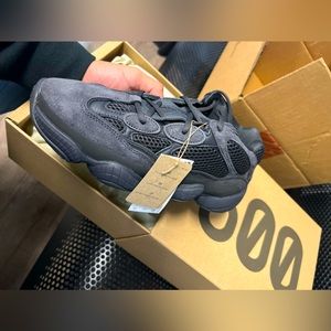 Yeezy 500